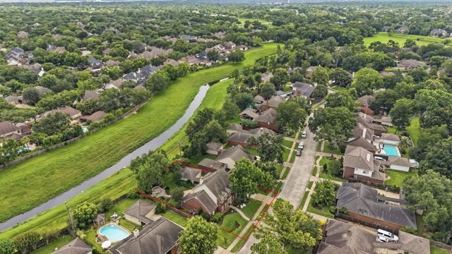 15122 Greenleaf Lane, Houston, TX 77062