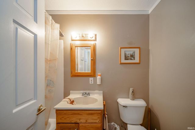 3200 E Kendall Lane, Muncie, IN 47303