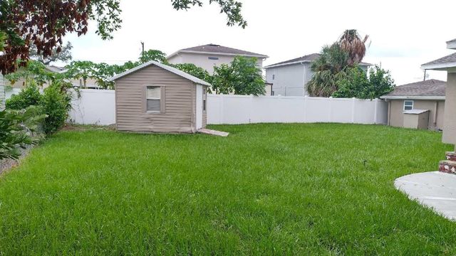 2515 W BRADDOCK STREET, Tampa, FL 33607