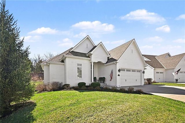 9297 Lime Stone Road, Parkville, MO 64152