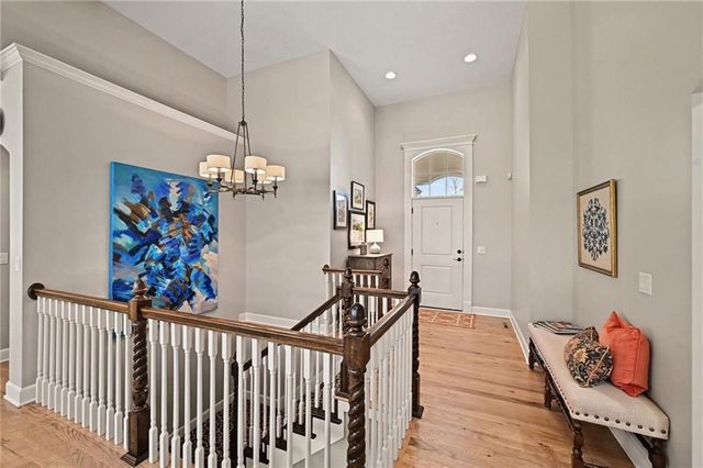 9297 Lime Stone Road, Parkville, MO 64152