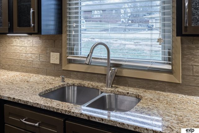 3606 S 74th Street, Omaha, NE 68124