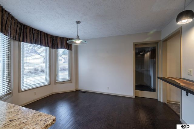 3606 S 74th Street, Omaha, NE 68124