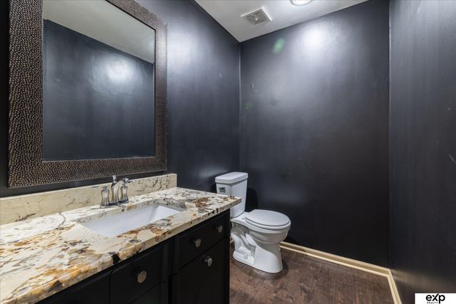 3606 S 74th Street, Omaha, NE 68124