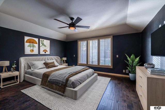 3606 S 74th Street, Omaha, NE 68124