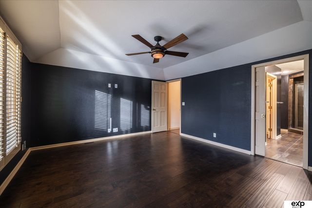 3606 S 74th Street, Omaha, NE 68124