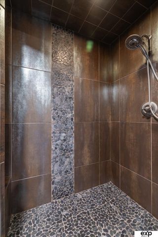 3606 S 74th Street, Omaha, NE 68124