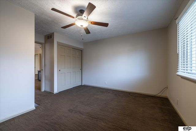 3606 S 74th Street, Omaha, NE 68124