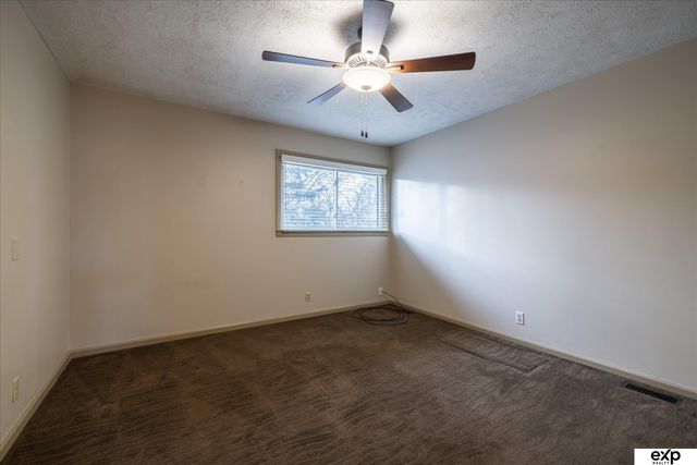 3606 S 74th Street, Omaha, NE 68124