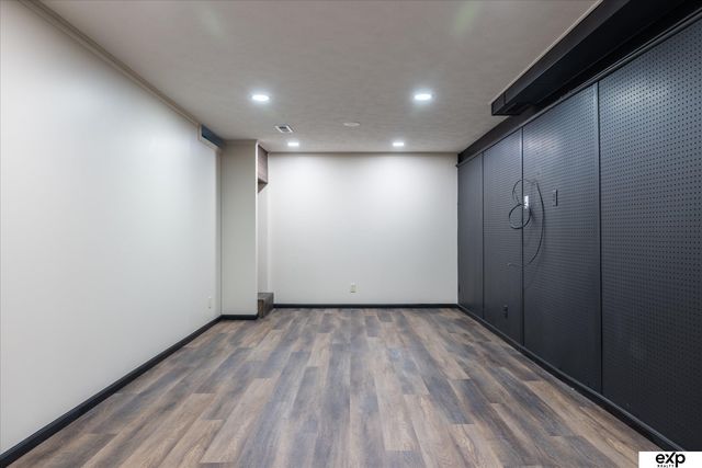 3606 S 74th Street, Omaha, NE 68124