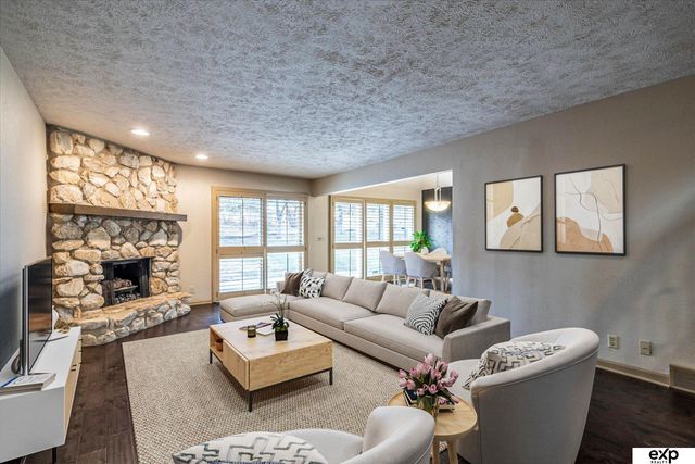 3606 S 74th Street, Omaha, NE 68124