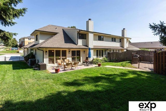 3606 S 74th Street, Omaha, NE 68124