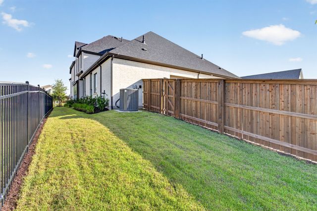 14424 Walsh Avenue, Fort Worth, TX 76008