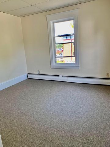 22 Tracy Street, Lebanon, NH 03784