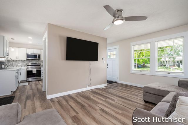 4171 Miramar Avenue NE, Grand Rapids, MI 49525