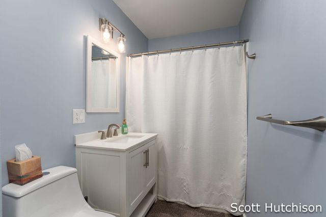 4171 Miramar Avenue NE, Grand Rapids, MI 49525