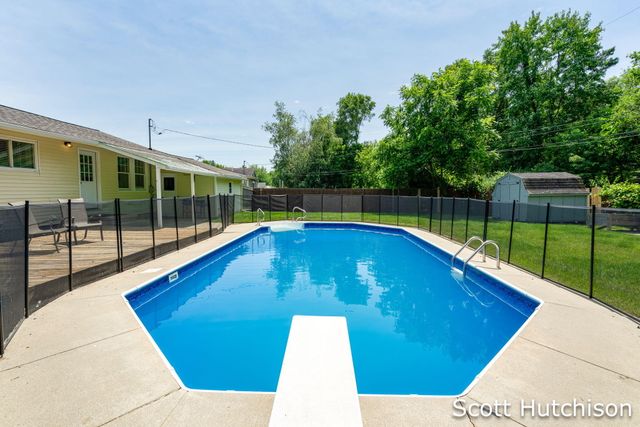 4171 Miramar Avenue NE, Grand Rapids, MI 49525