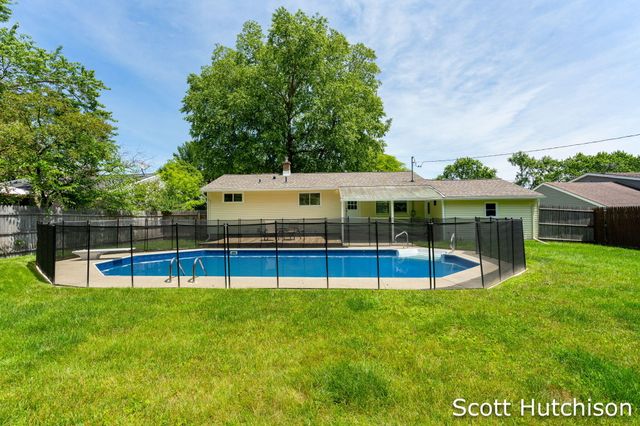 4171 Miramar Avenue NE, Grand Rapids, MI 49525