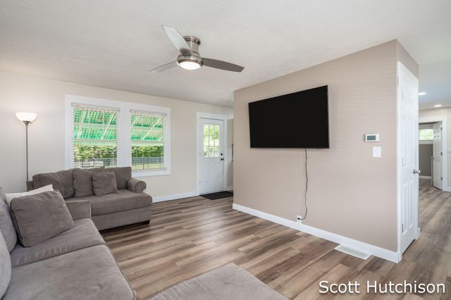 4171 Miramar Avenue NE, Grand Rapids, MI 49525