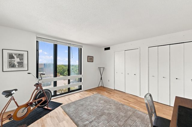 406 Paradise Road 3H, Swampscott, MA 01907