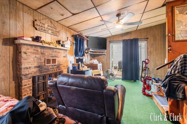 1511 E Croton Drive, Newaygo, MI 49337
