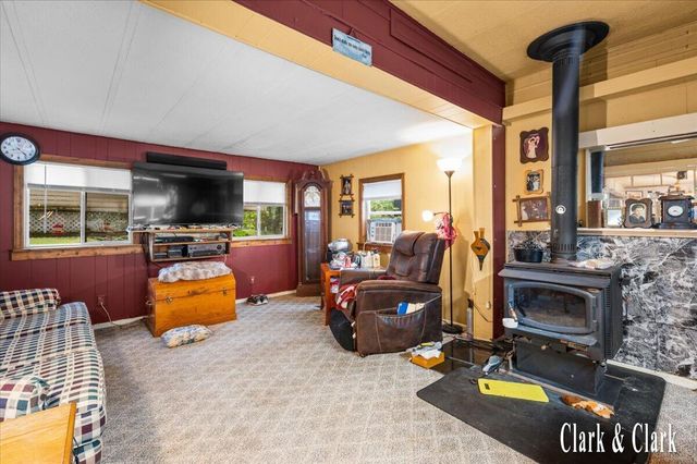 1511 E Croton Drive, Newaygo, MI 49337