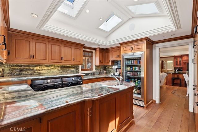 752 N Creekview, Orange, CA 92869
