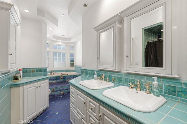 752 N Creekview, Orange, CA 92869