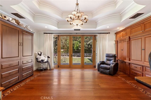 752 N Creekview, Orange, CA 92869