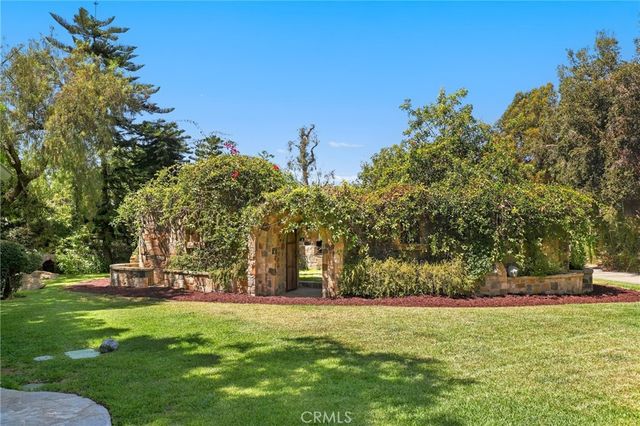 752 N Creekview, Orange, CA 92869