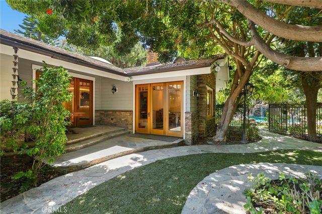 752 N Creekview, Orange, CA 92869