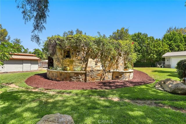 752 N Creekview, Orange, CA 92869