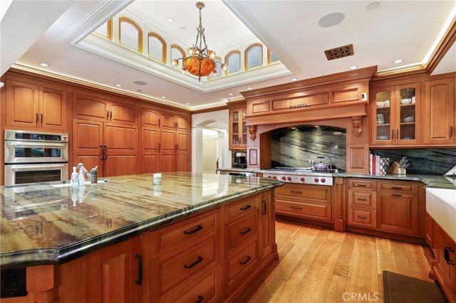 752 N Creekview, Orange, CA 92869