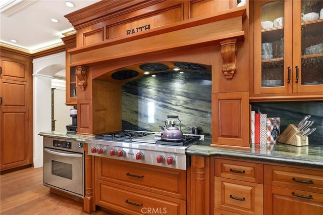 752 N Creekview, Orange, CA 92869