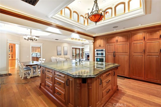 752 N Creekview, Orange, CA 92869