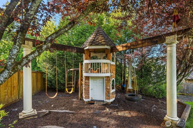 15817 277th Avenue NE, Duvall, WA 98019