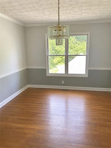 1710 Meadowchase Court, Snellville, GA 30078