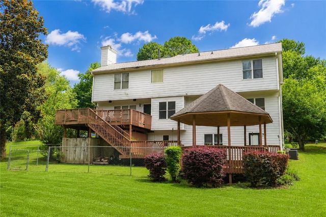 1710 Meadowchase Court, Snellville, GA 30078