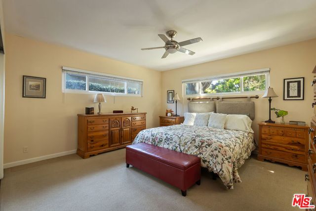 16750 Valerio Street, Lake Balboa, CA 91406