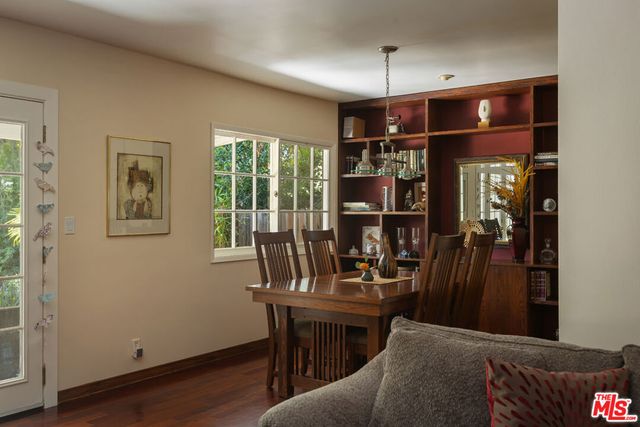 16750 Valerio Street, Lake Balboa, CA 91406