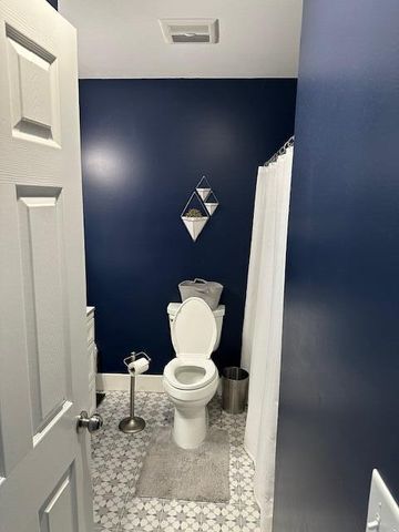 1020 Crestview Drive 1020 Crestview Drive, Troy, OH 45373