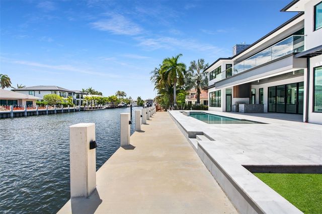 2848 NE 26th Pl, Fort Lauderdale, FL 33306