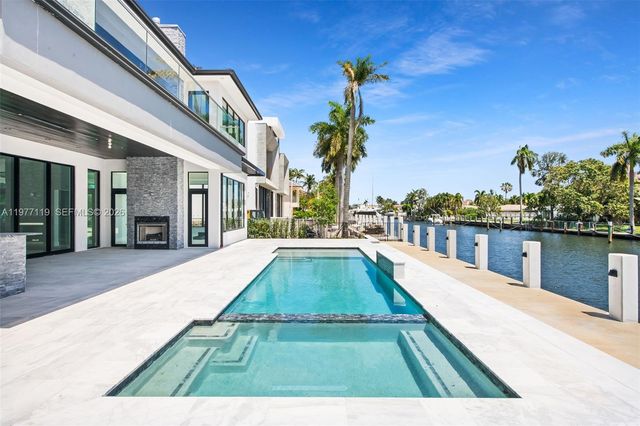 2848 NE 26th Pl, Fort Lauderdale, FL 33306