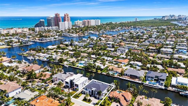 2848 NE 26th Pl, Fort Lauderdale, FL 33306