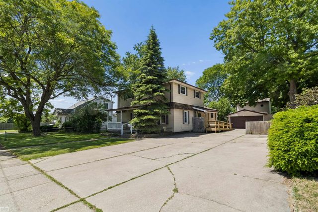 27119 Blum Street, Roseville, MI 48066