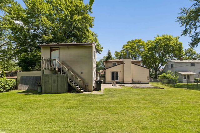 27119 Blum Street, Roseville, MI 48066