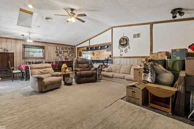 27119 Blum Street, Roseville, MI 48066