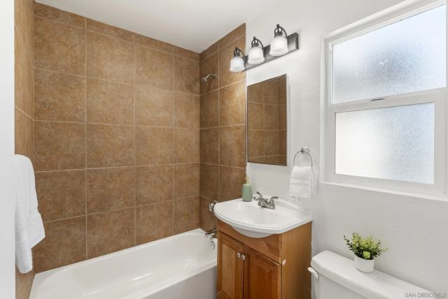 4654 33rd St 12, San Diego, CA 92116