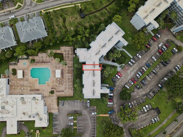4640 Lucerne Lakes Boulevard W 404, Lake Worth, FL 33467