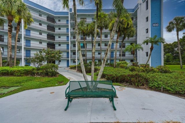 4640 Lucerne Lakes Boulevard W 404, Lake Worth, FL 33467